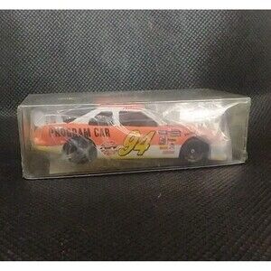 1994 Racing Champions Hooters 500 Atlanta Motor Speedway Program Car 1:64 ‘93